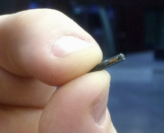 Teknoloġija NFC Użata Fil-Mikroċippa Għall-Implantazzjoni Nies